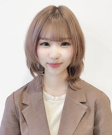 スタッフ スタイリスト erika